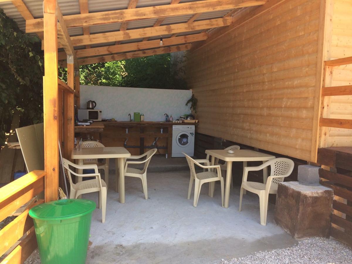 Guest House On Sovhoznaya กากรา ภายนอก รูปภาพ